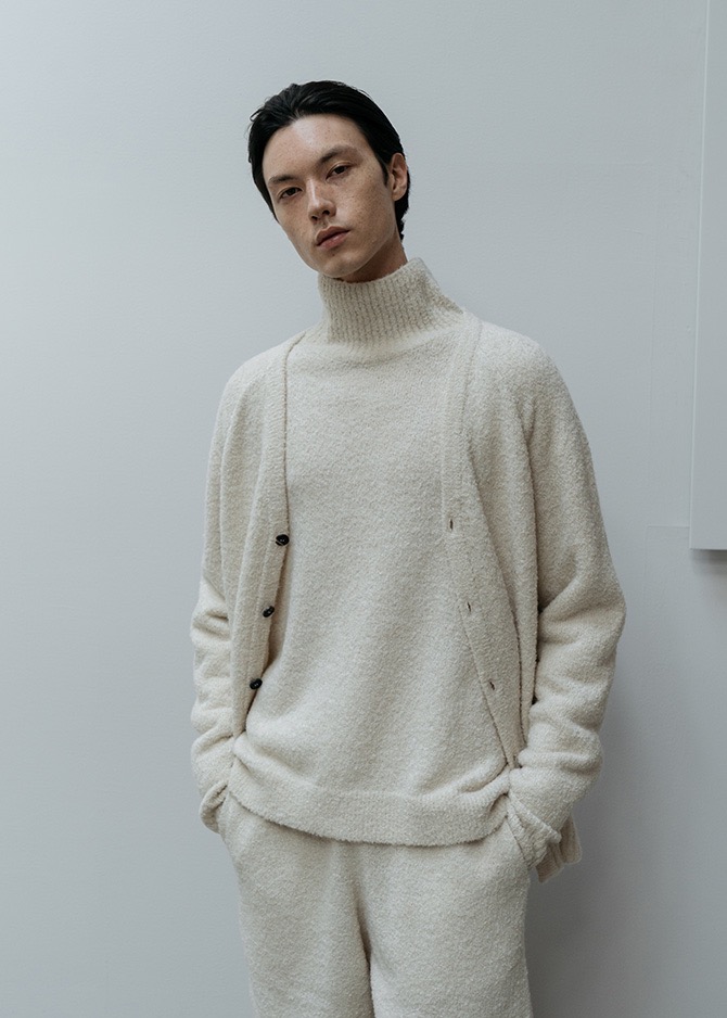 917 Boucle Turtleneck Pullover